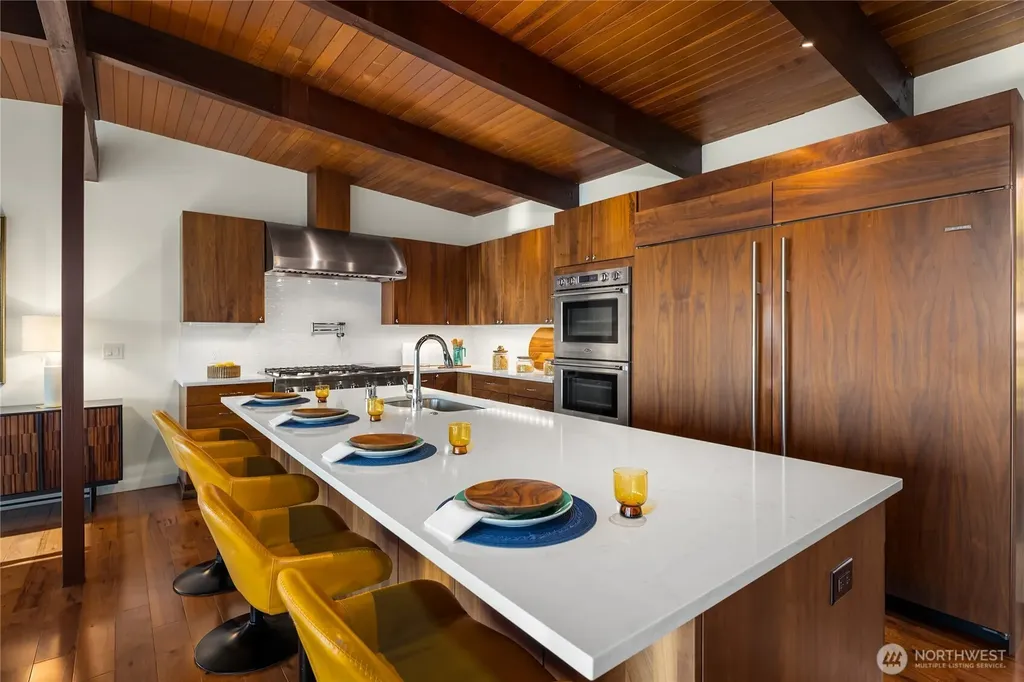 19520 94th Place W Edmonds WA 98020