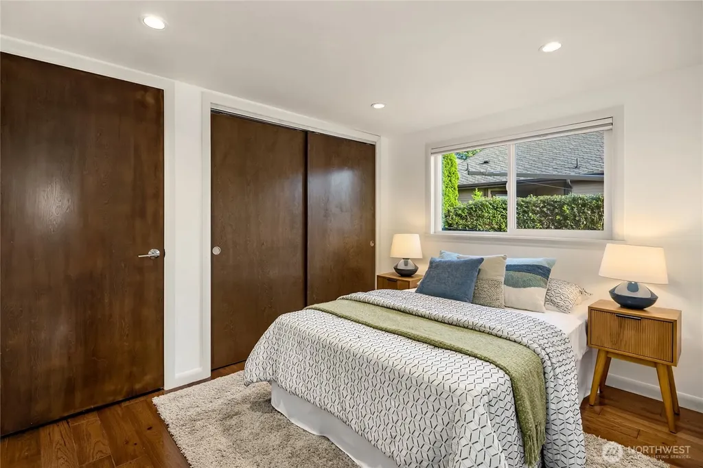 19520 94th Place W Edmonds WA 98020