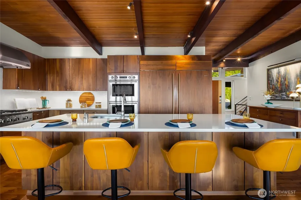 19520 94th Place W Edmonds WA 98020