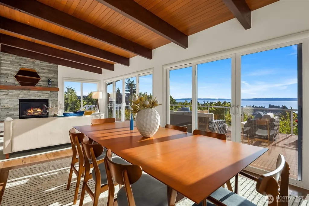 19520 94th Place W Edmonds WA 98020