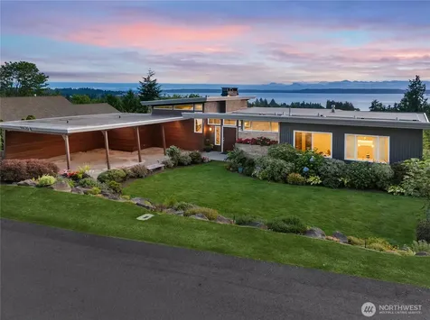 19520 94th Place W Edmonds WA 98020