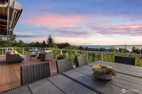 19520 94th Place W Edmonds WA 98020