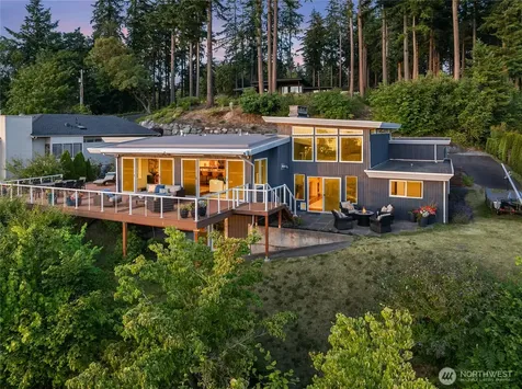 19520 94th Place W Edmonds WA 98020