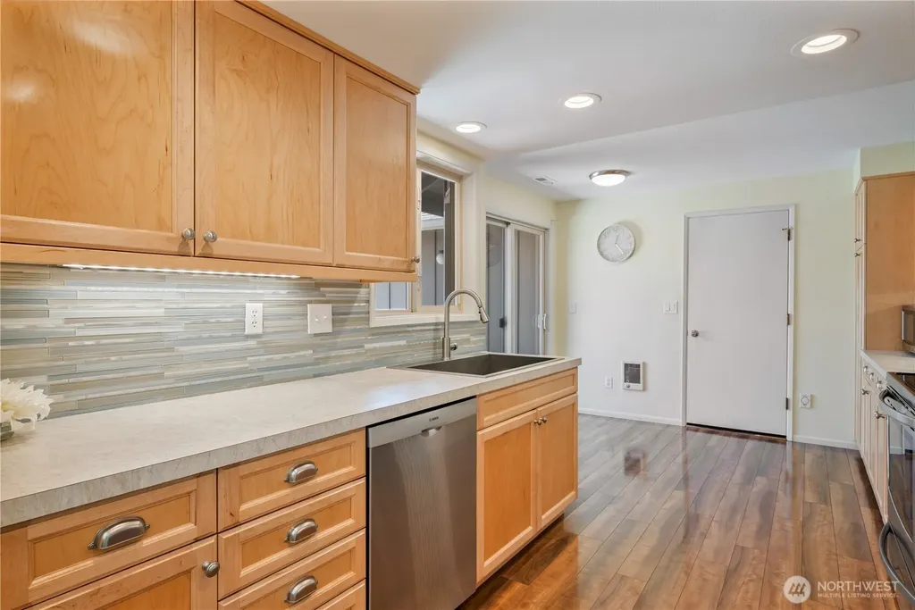 575 Peardale Lane Longview WA 98632