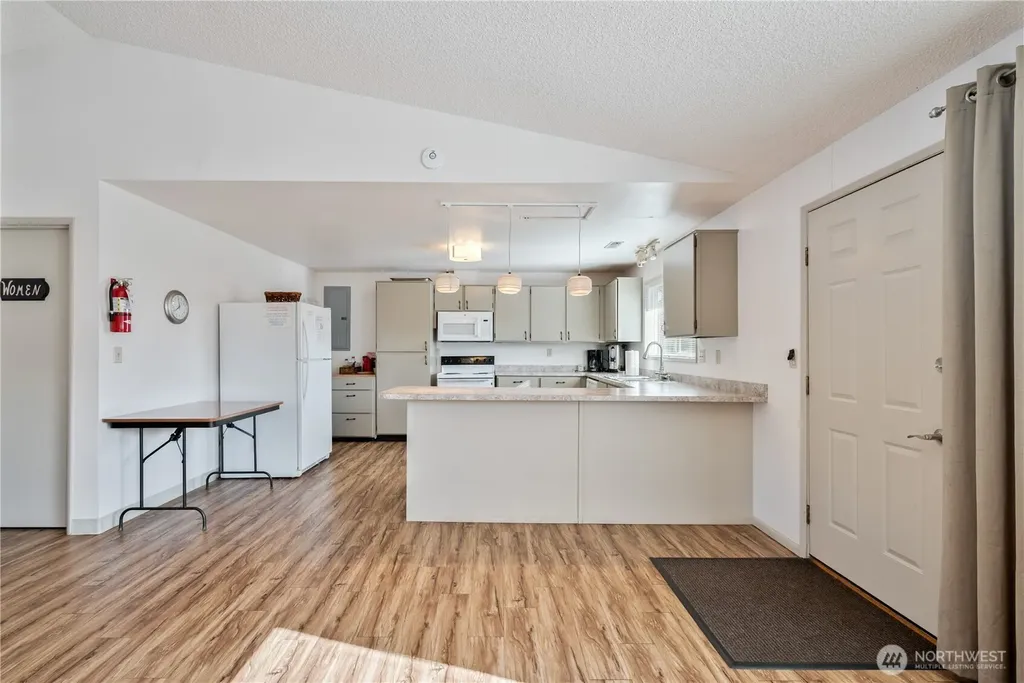 575 Peardale Lane Longview WA 98632