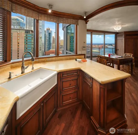 2000 1st Avenue Seattle WA 98121