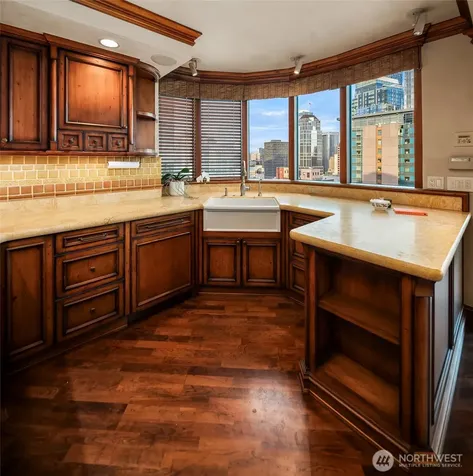 2000 1st Avenue Seattle WA 98121