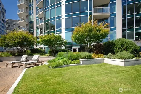 2000 1st Avenue Seattle WA 98121
