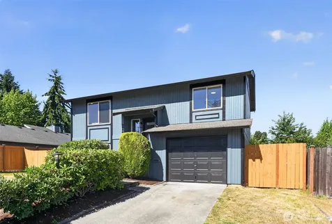3936 N Defiance Street Tacoma WA 98407