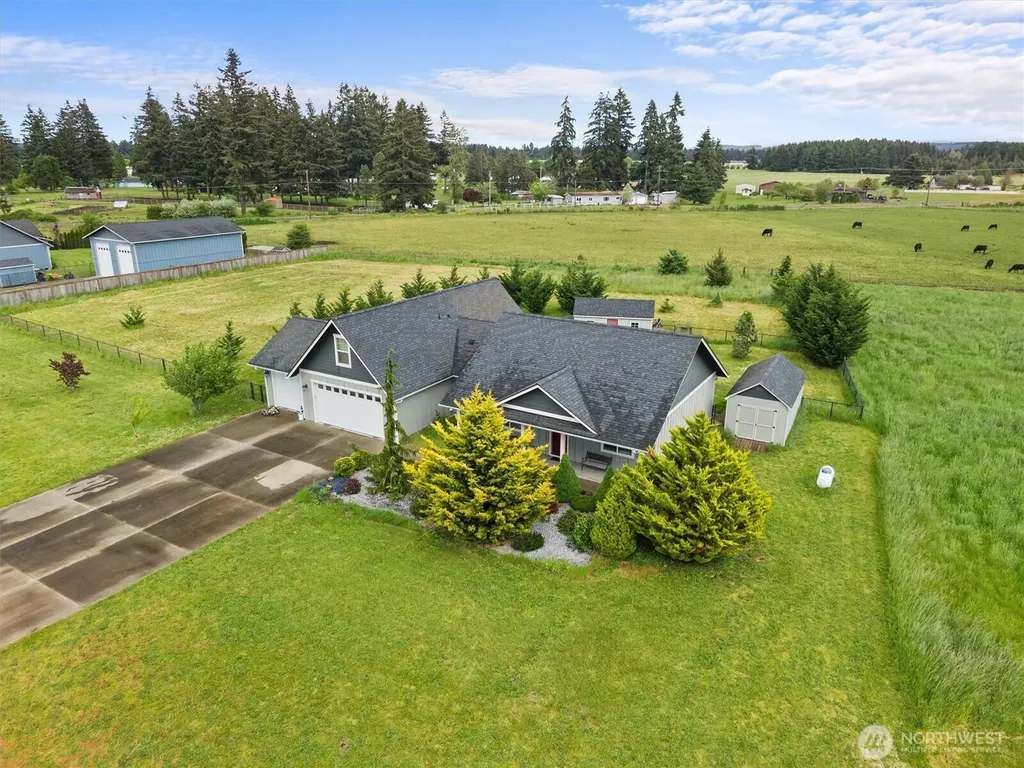 19502 Mountain Meadows Lane SW Rochester WA 98579