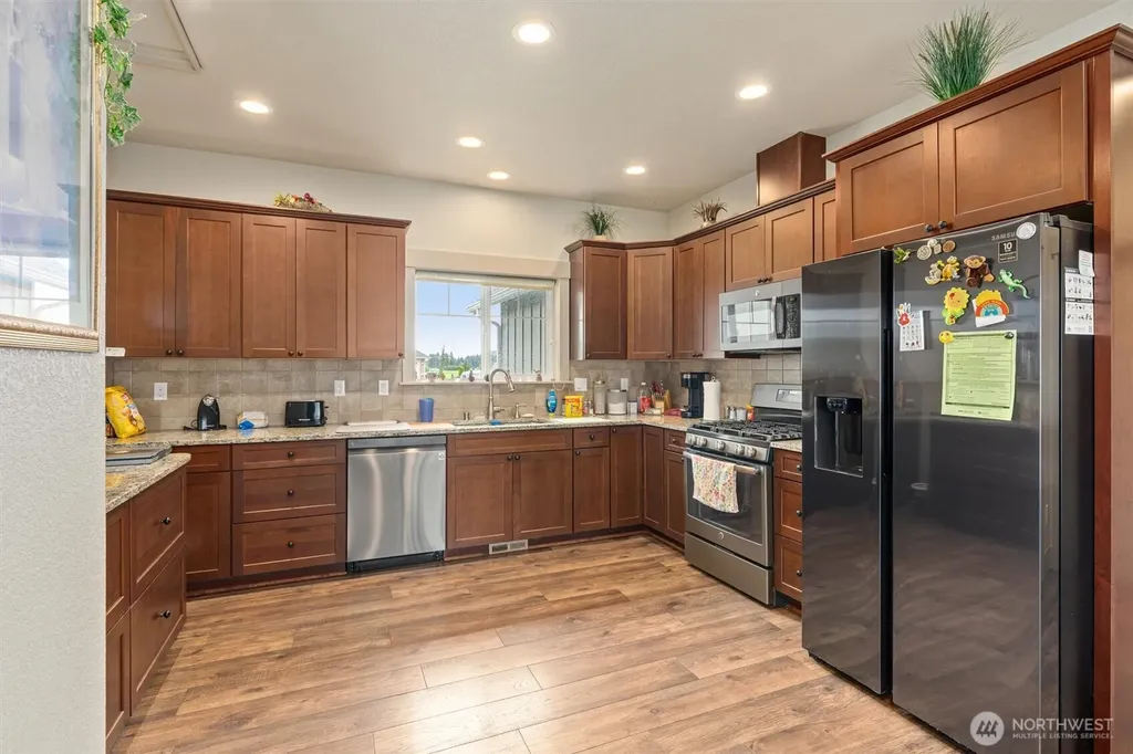 19502 Mountain Meadows Lane SW Rochester WA 98579
