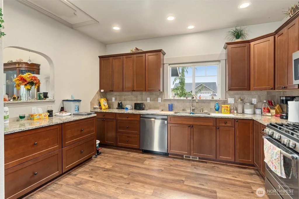 19502 Mountain Meadows Lane SW Rochester WA 98579