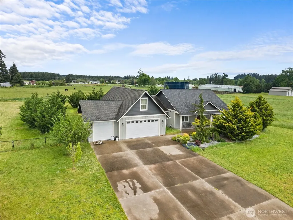 19502 Mountain Meadows Lane SW Rochester WA 98579