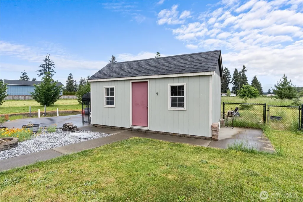 19502 Mountain Meadows Lane SW Rochester WA 98579