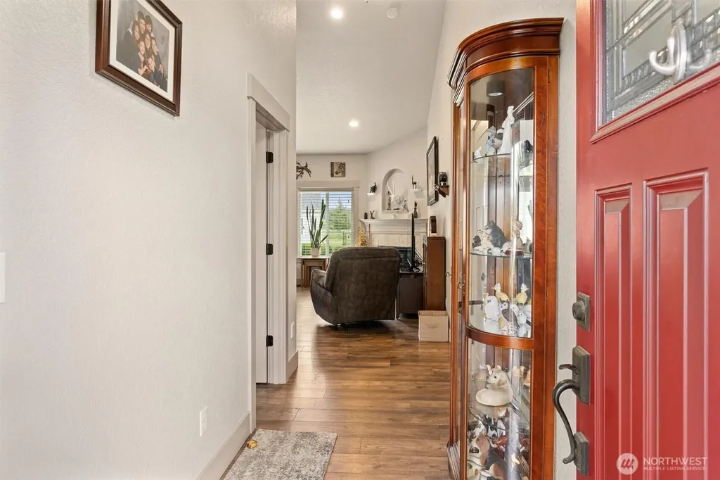 19502 Mountain Meadows Lane SW Rochester WA 98579