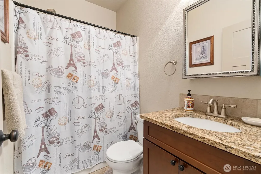19502 Mountain Meadows Lane SW Rochester WA 98579