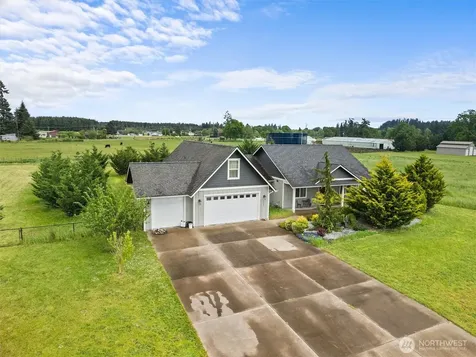 19502 Mountain Meadows Lane SW Rochester WA 98579
