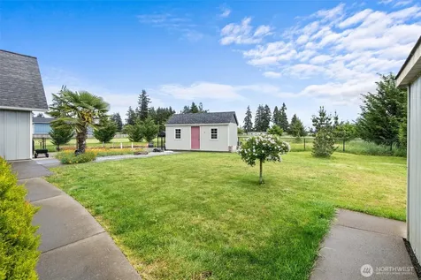 19502 Mountain Meadows Lane SW Rochester WA 98579