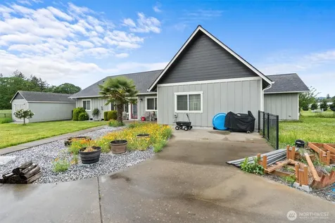 19502 Mountain Meadows Lane SW Rochester WA 98579