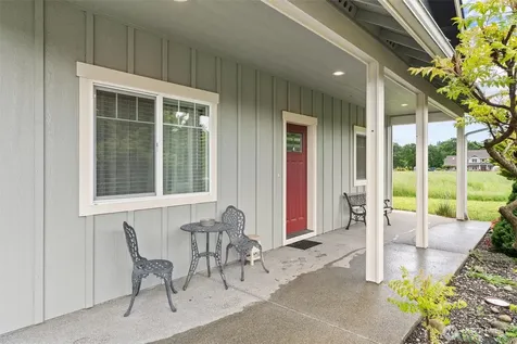 19502 Mountain Meadows Lane SW Rochester WA 98579