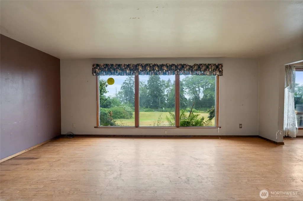 8344 Highway 112 Sekiu WA 98381