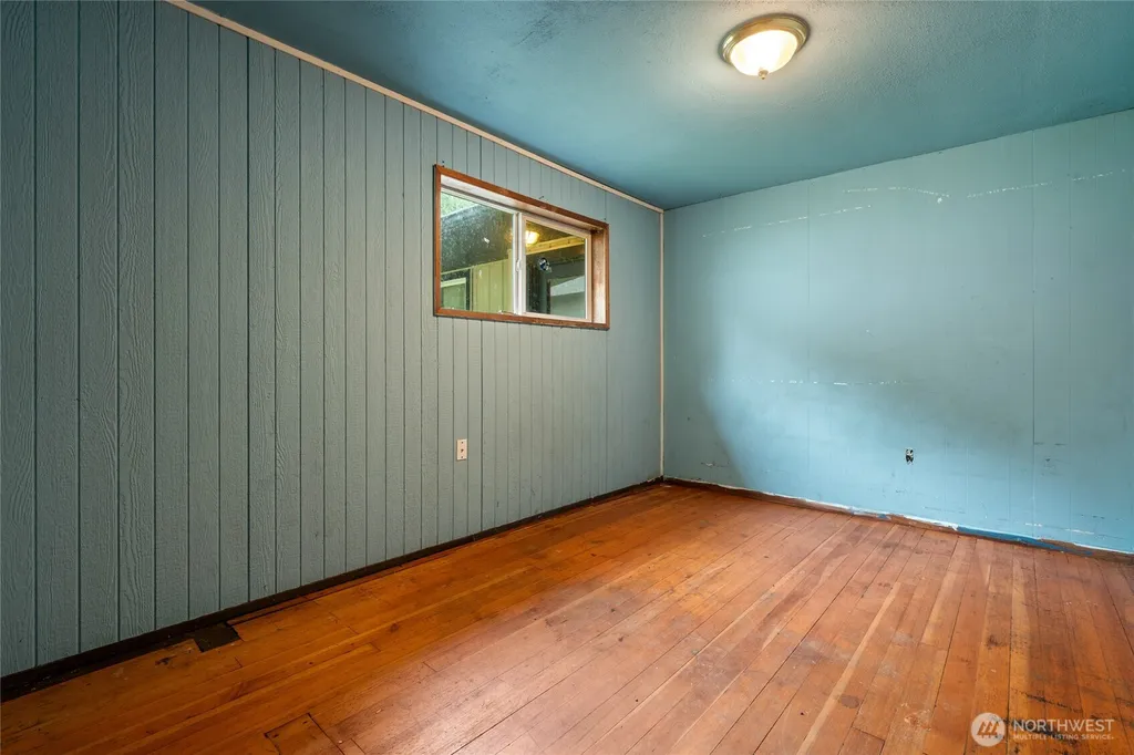 8344 Highway 112 Sekiu WA 98381