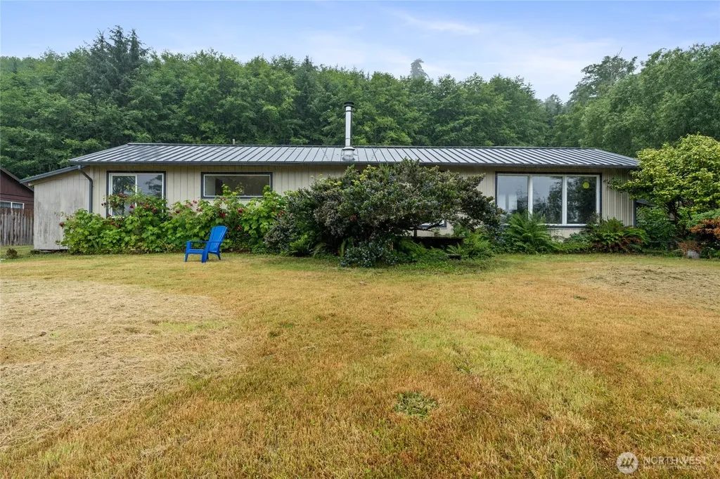 8344 Highway 112 Sekiu WA 98381