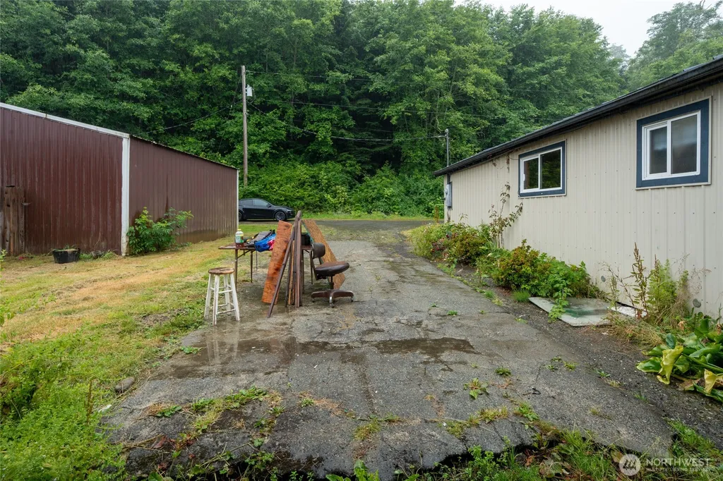 8344 Highway 112 Sekiu WA 98381