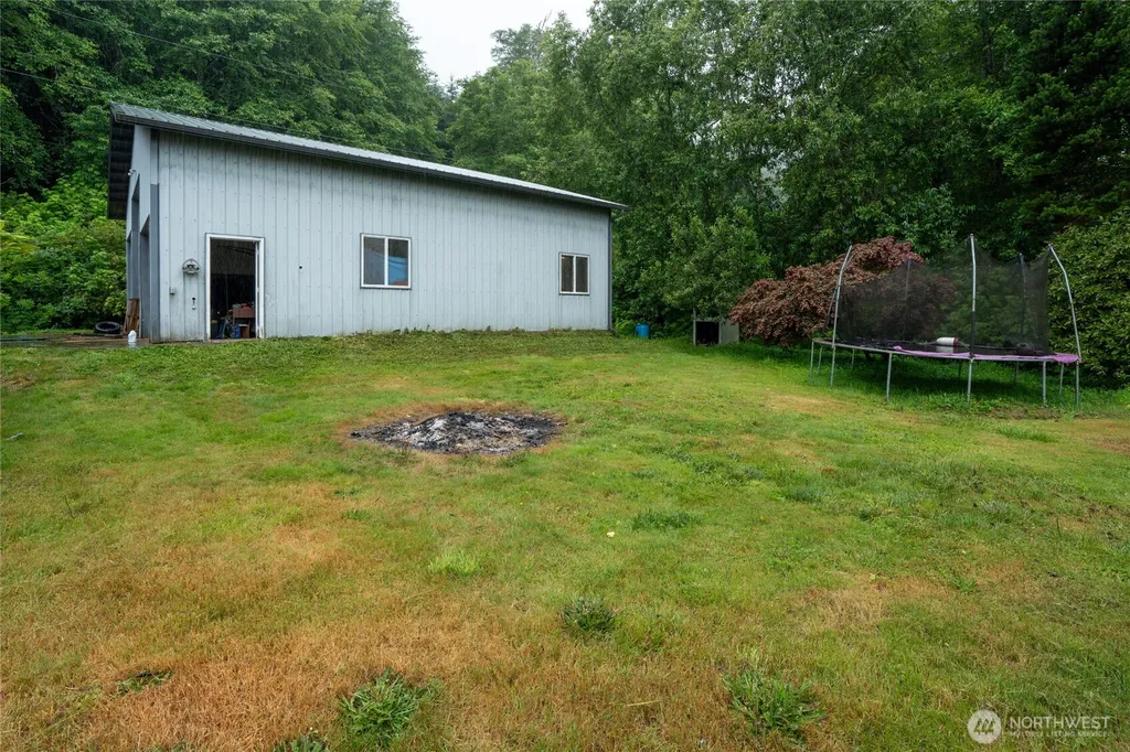 8344 Highway 112 Sekiu WA 98381