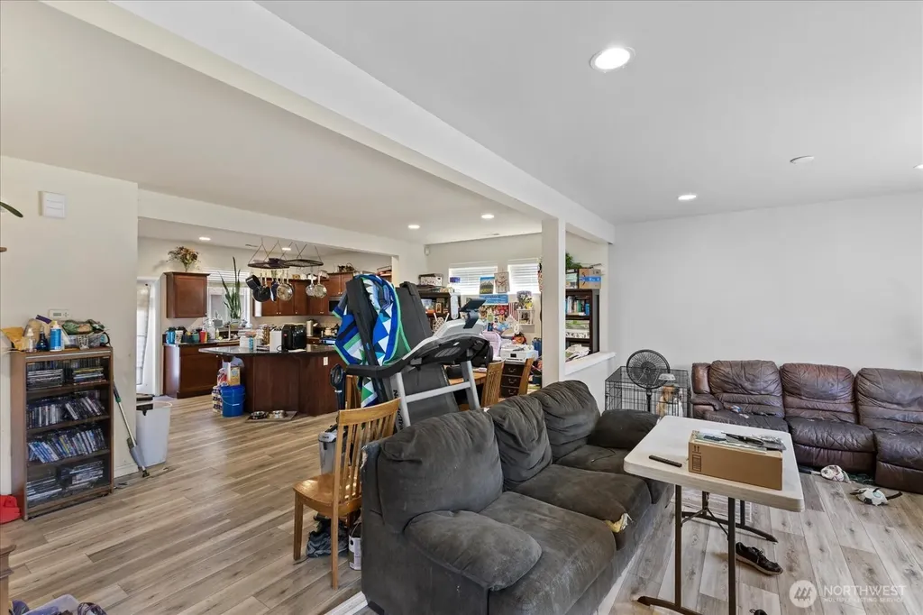 1203 93rd Drive NE Lake Stevens WA 98258