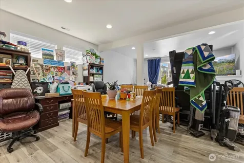 1203 93rd Drive NE Lake Stevens WA 98258