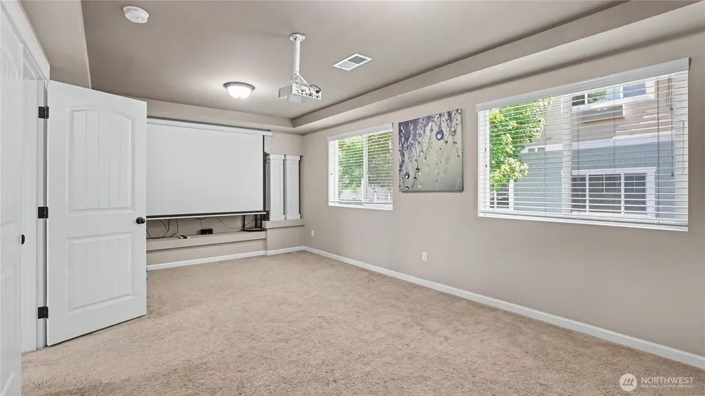 24212 114th Place SE Kent WA 98030