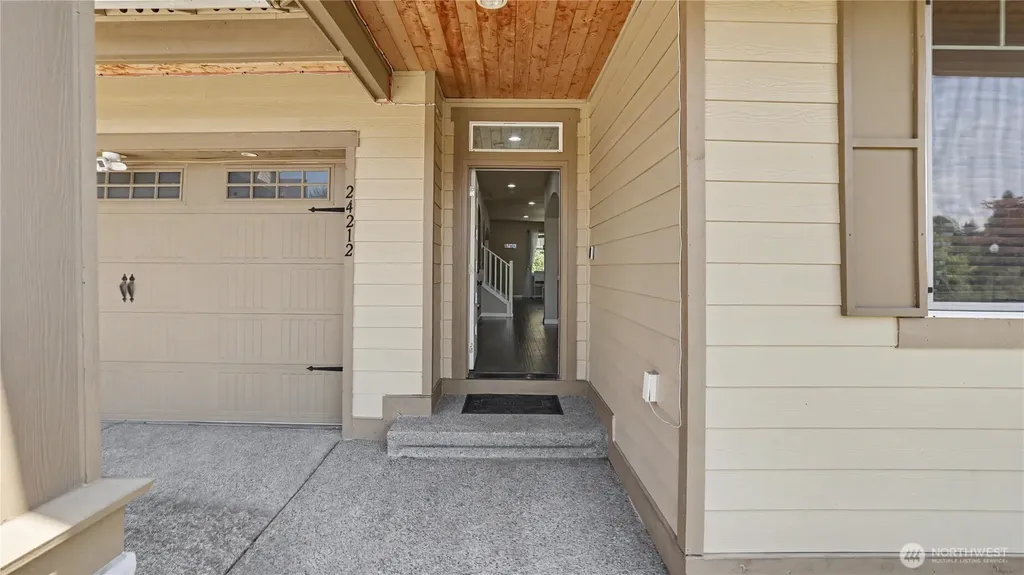 24212 114th Place SE Kent WA 98030