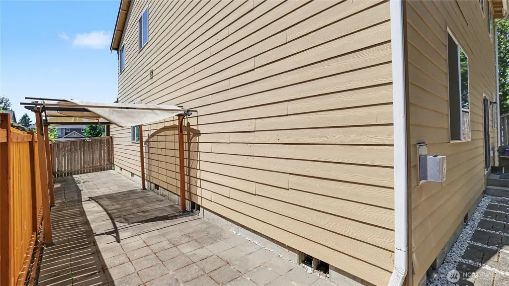 24212 114th Place SE Kent WA 98030