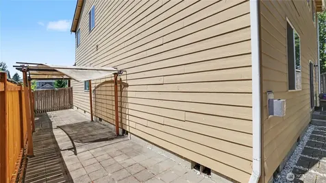 24212 114th Place SE Kent WA 98030