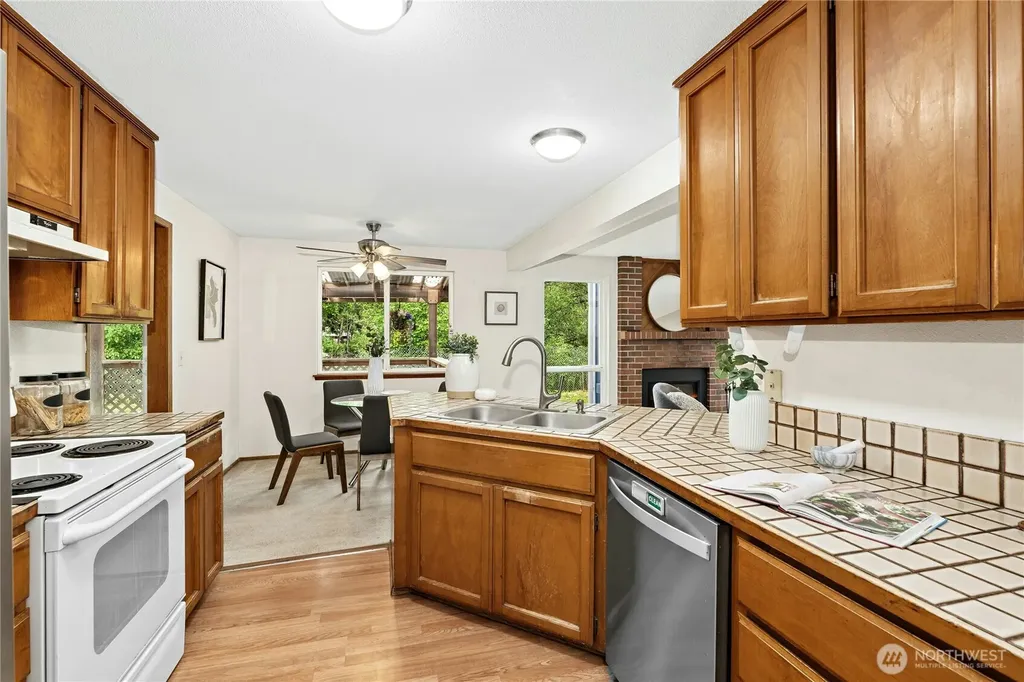 15725 E 88th Avenue Ct E Puyallup WA 98375