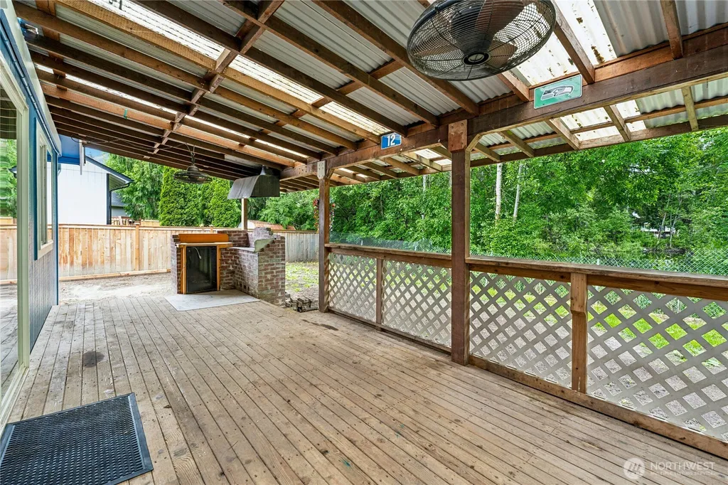 15725 E 88th Avenue Ct E Puyallup WA 98375