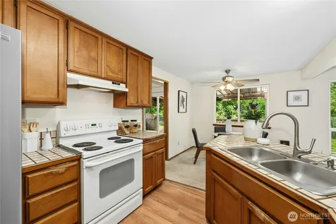 15725 E 88th Avenue Ct E Puyallup WA 98375