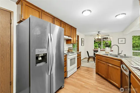 15725 E 88th Avenue Ct E Puyallup WA 98375