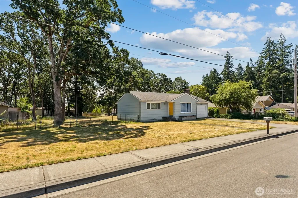 15401 Grant Avenue SW Lakewood WA 98498