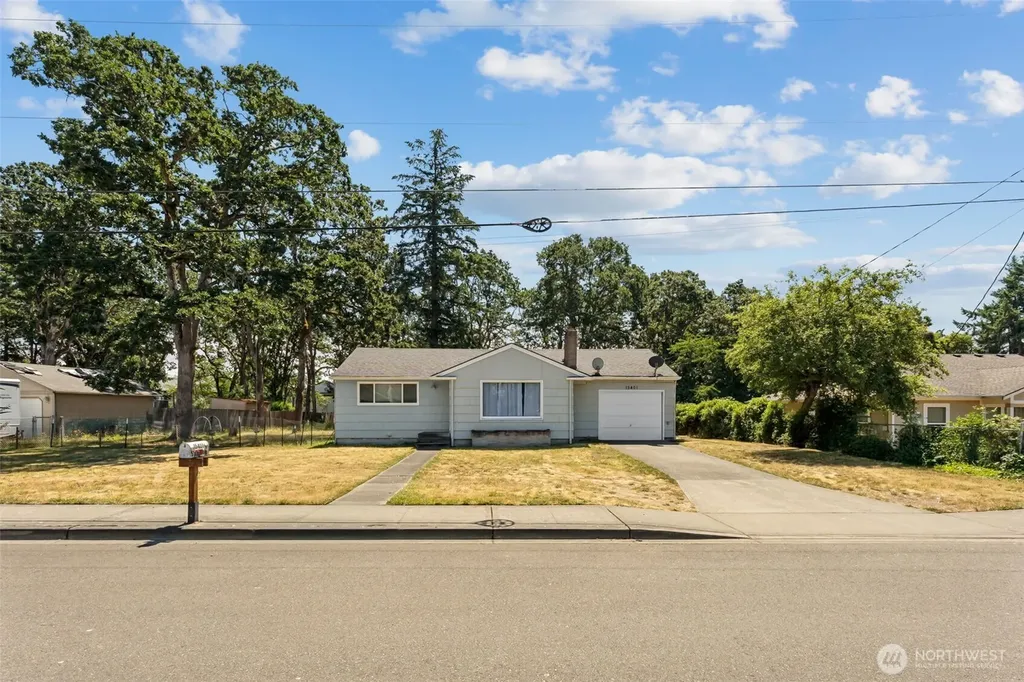 15401 Grant Avenue SW Lakewood WA 98498