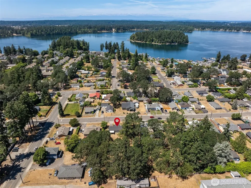 15401 Grant Avenue SW Lakewood WA 98498