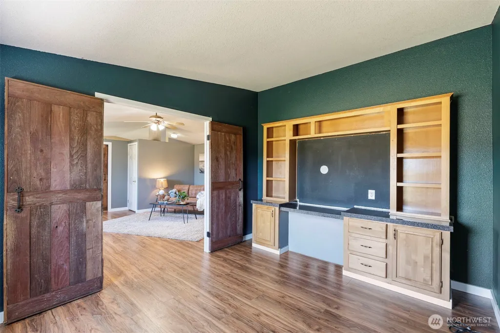 217 Drews Prairie Road Toledo WA 98591