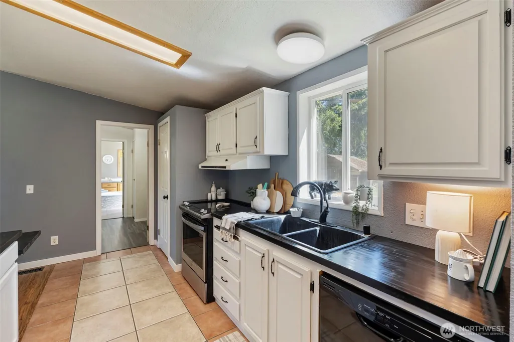 217 Drews Prairie Road Toledo WA 98591