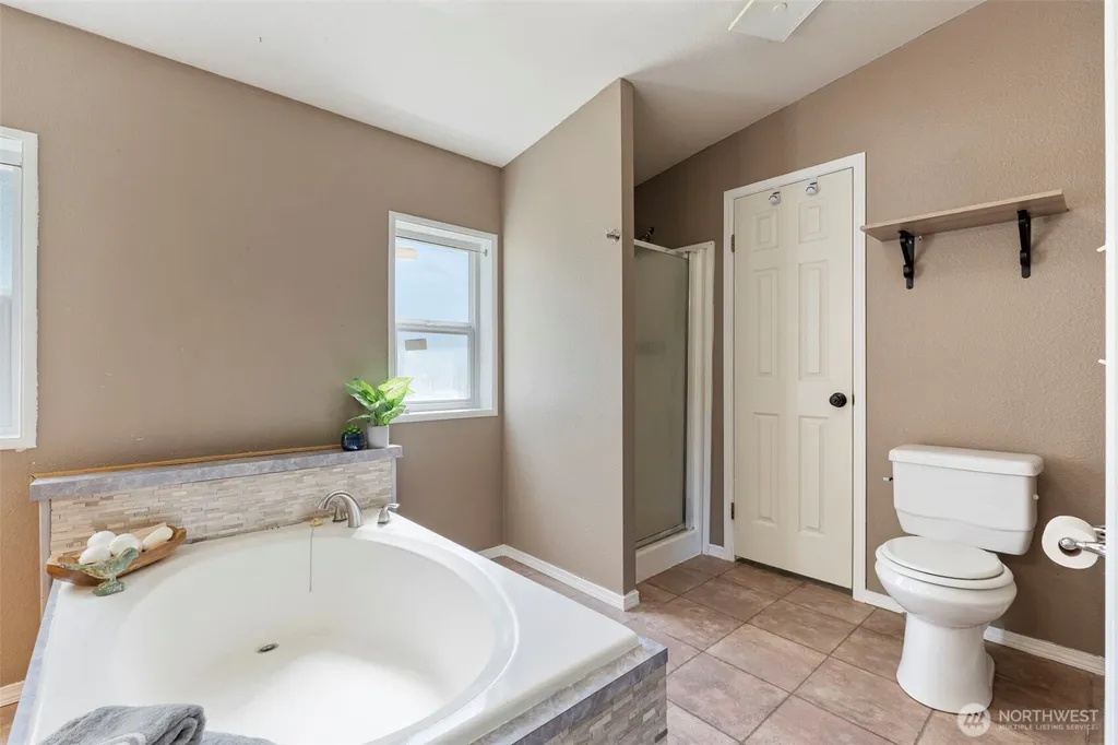 217 Drews Prairie Road Toledo WA 98591