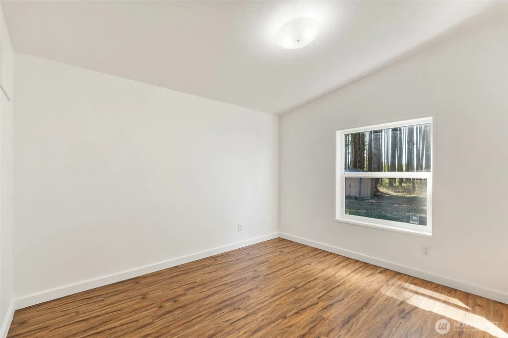 217 Drews Prairie Road Toledo WA 98591