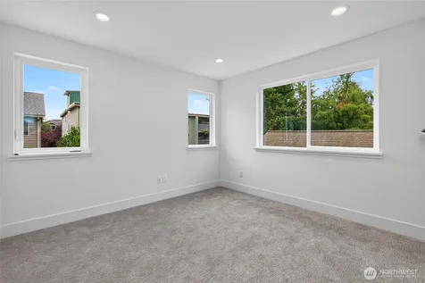 12034 Hiram Place NE Seattle WA 98125