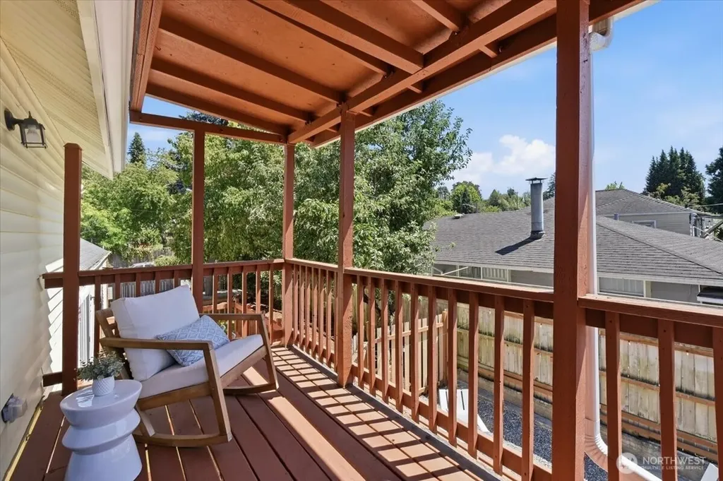 8109 15th Avenue SW Seattle WA 98106