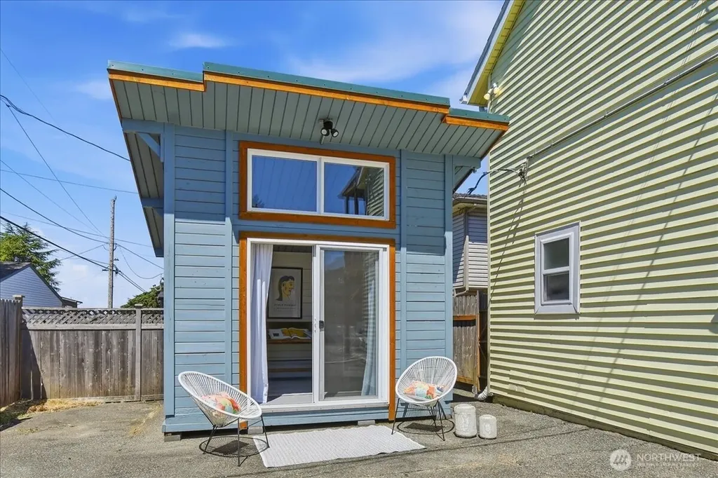 8109 15th Avenue SW Seattle WA 98106