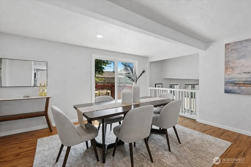8109 15th Avenue SW Seattle WA 98106